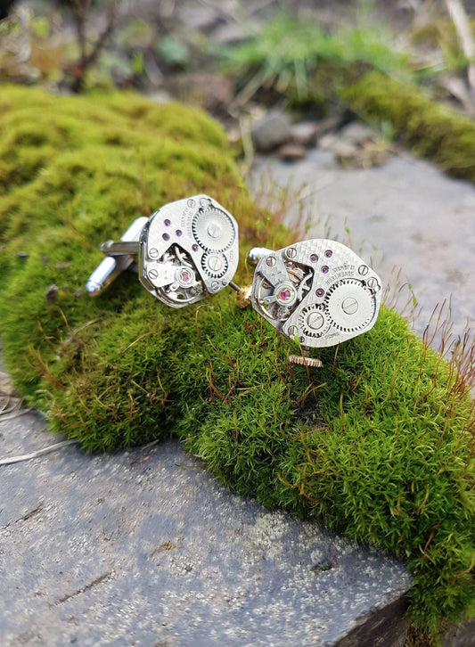 Watch movement cuff links- Steampunk wedding vintage groom cufflinks- best man cufflinks